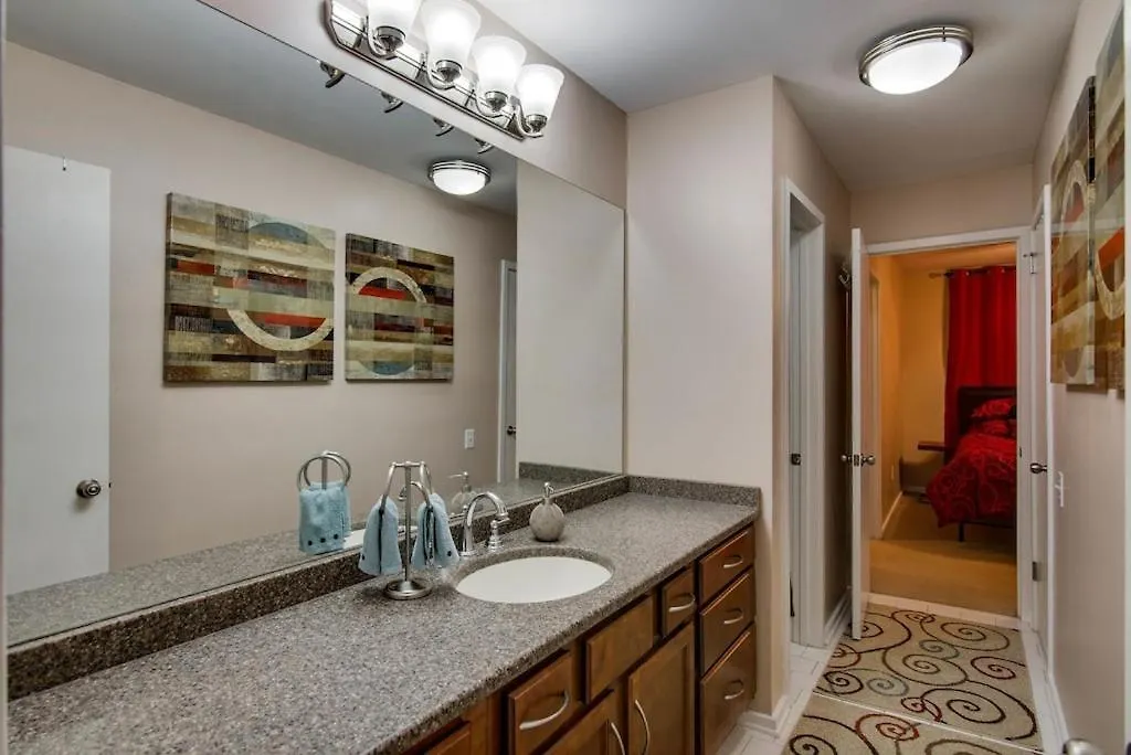 Heart Of Downtown/Walk To Broadway & The Action/Bars/Music Venues/Honky Tonks! Apartment Nashville