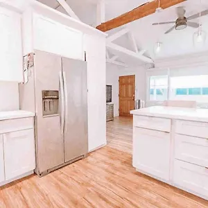 https://cute-plantation-house-in-kailua-with-ac.hotelsinhawaii.org