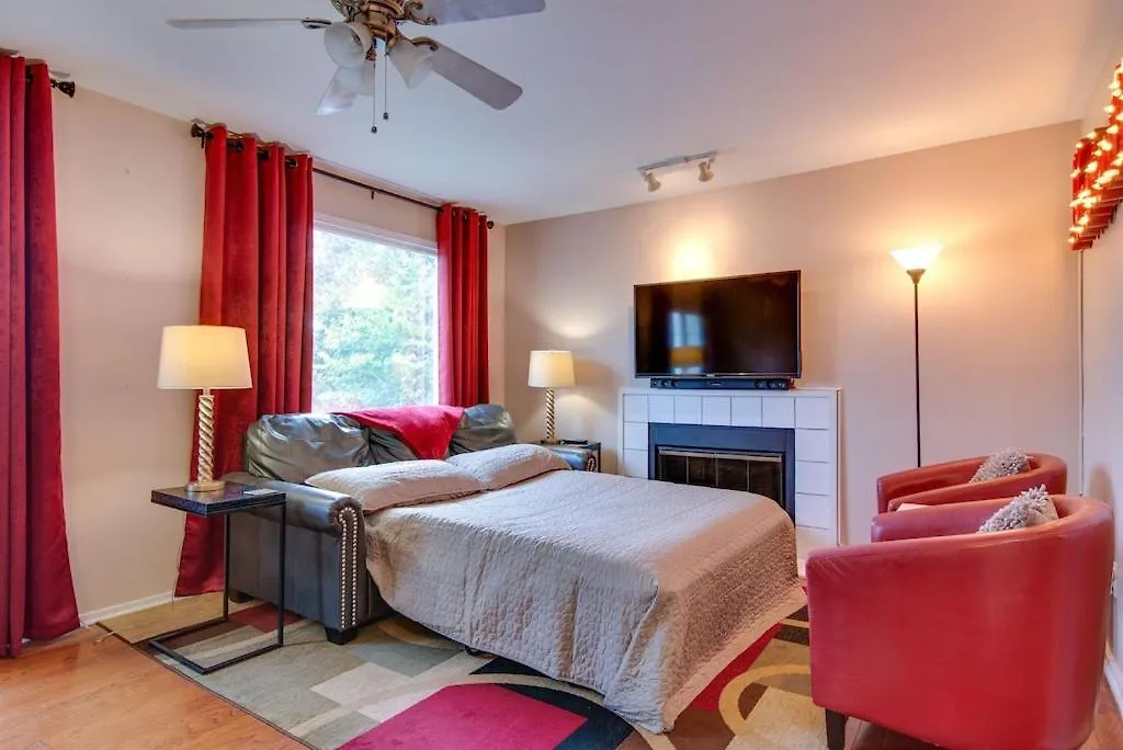 Heart Of Downtown/Walk To Broadway & The Action/Bars/Music Venues/Honky Tonks! Apartment Nashville